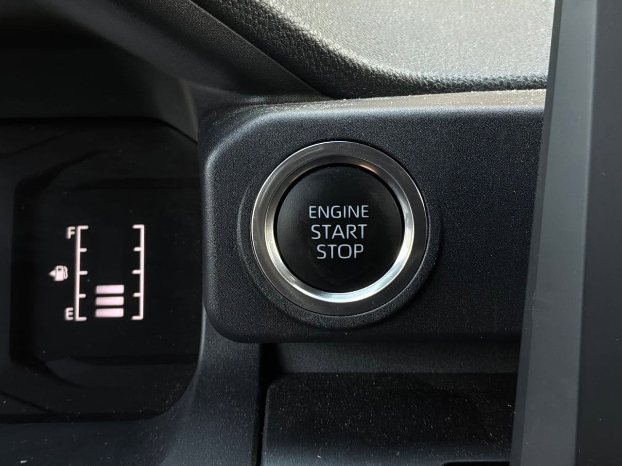 Used 2025 Toyota 4Runner SR5 RWD image 27