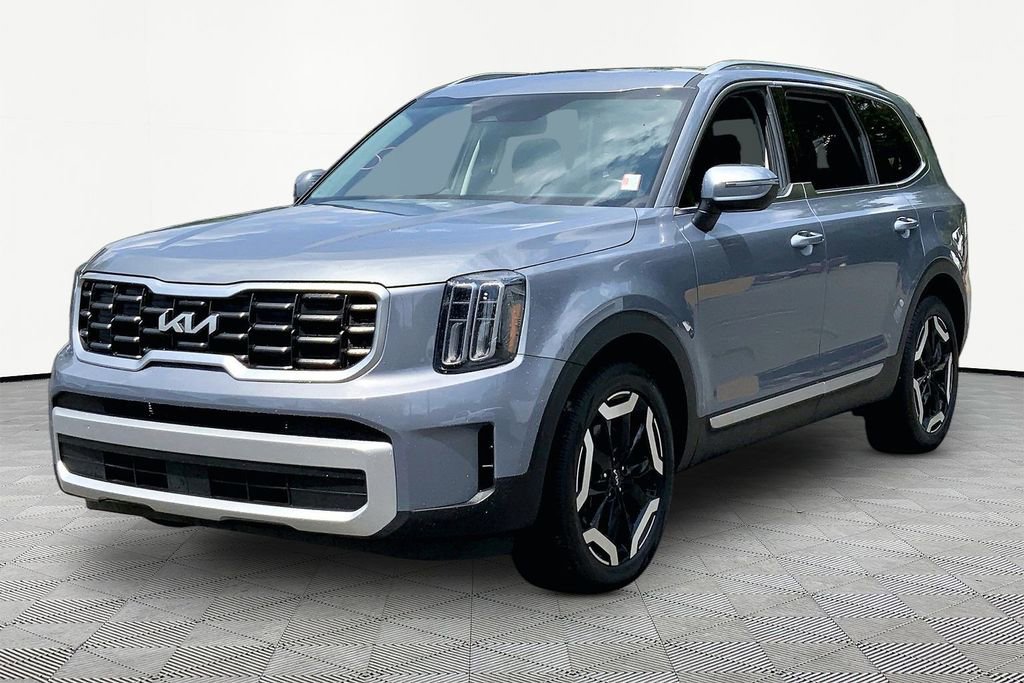 Used 2025 Kia Telluride S AWD/4WD image 3
