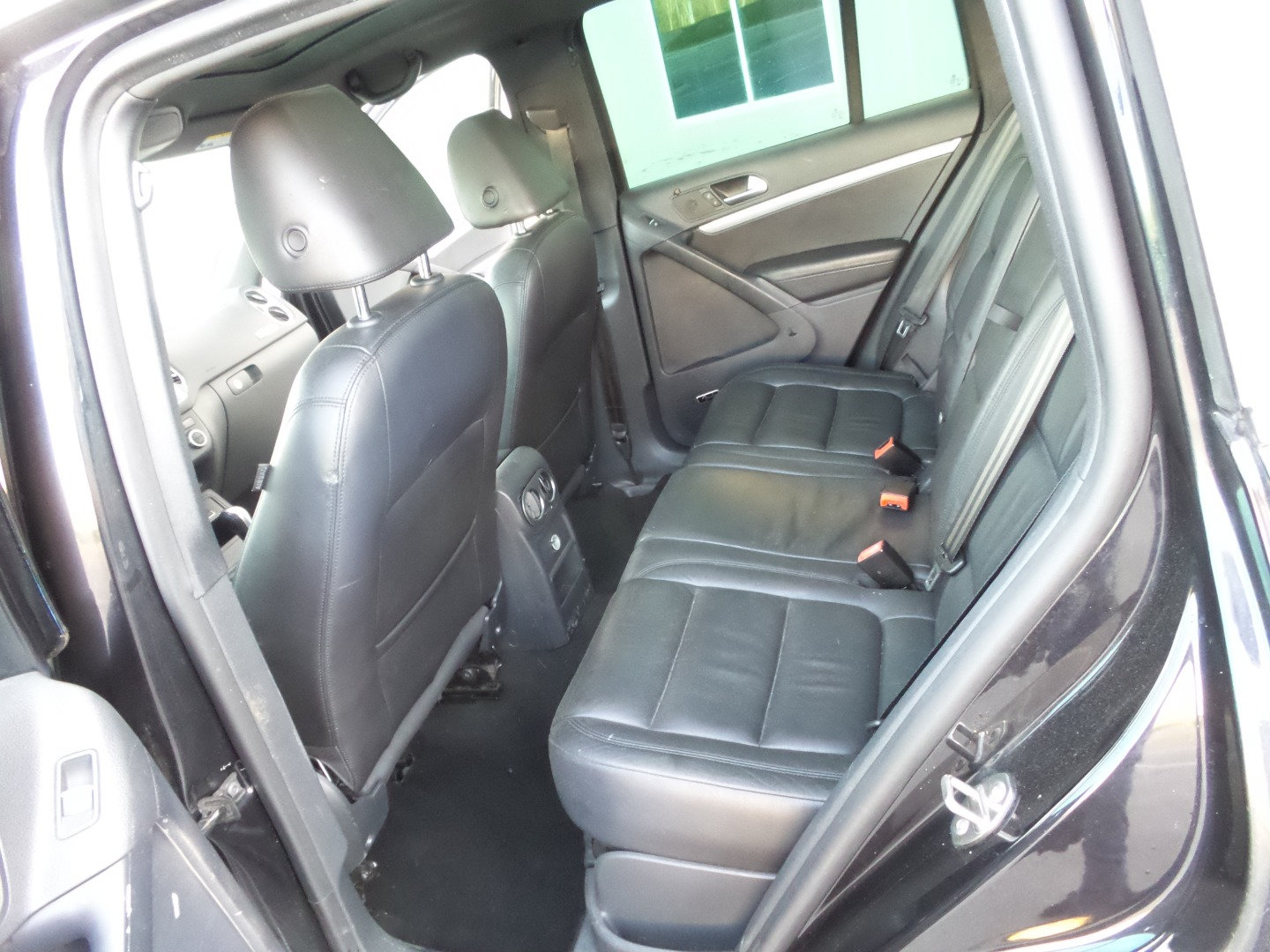 Used 2015 Volkswagen Tiguan R-Line FWD image 34