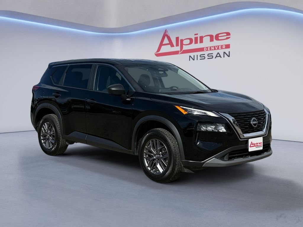Used 2023 Nissan Rogue S image 7