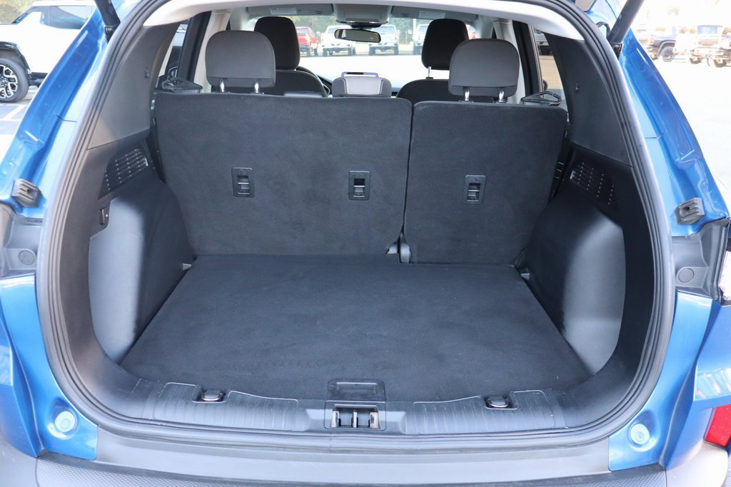 Used 2022 Ford Escape SE w/ SE Sport Appearance Package image 22