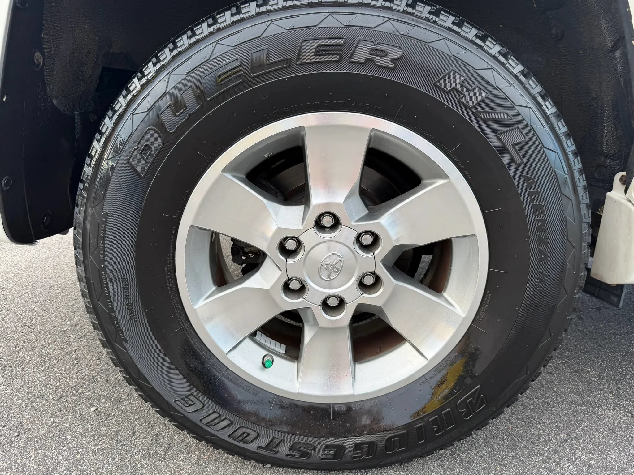 Used 2010 Toyota 4Runner SR5 AWD/4WD image 35