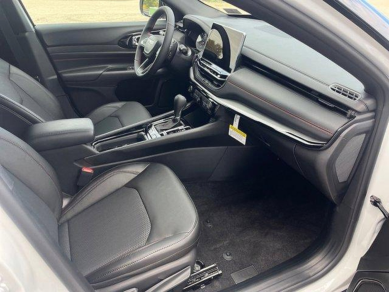 New 2026 Jeep Compass Trailhawk image 20