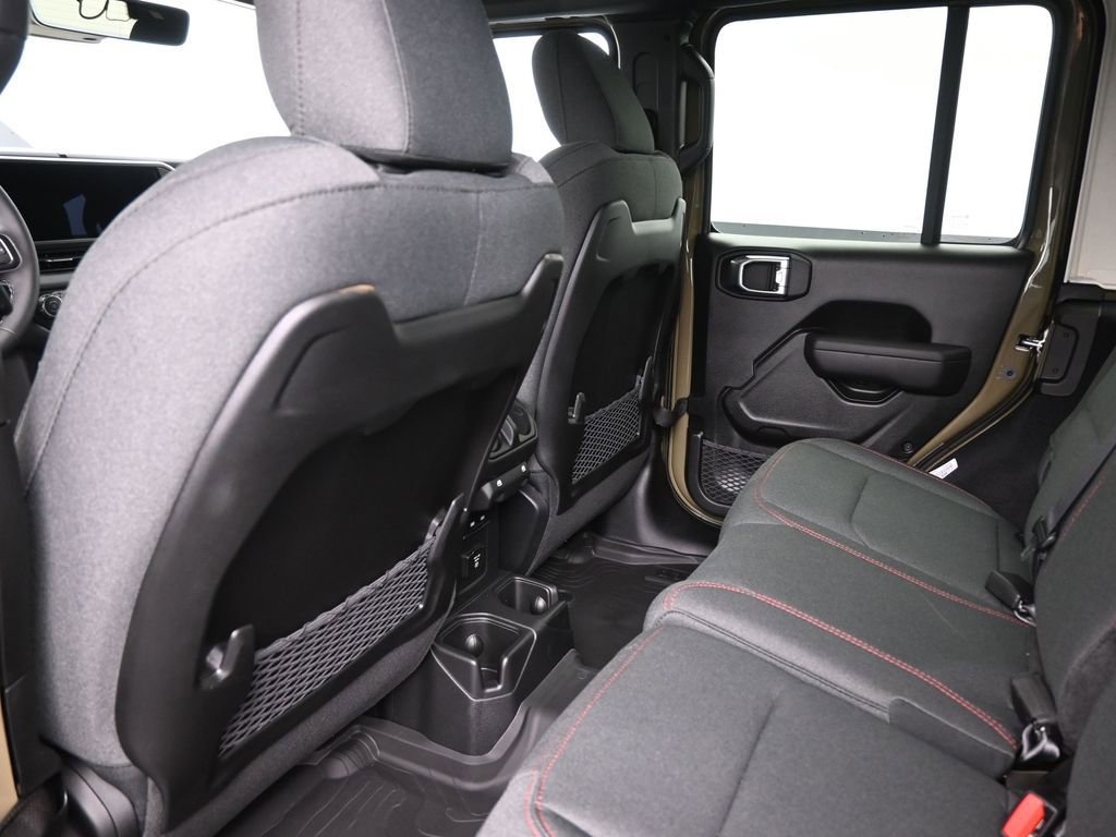 New 2026 Jeep Wrangler Unlimited Rubicon AWD/4WD image 10