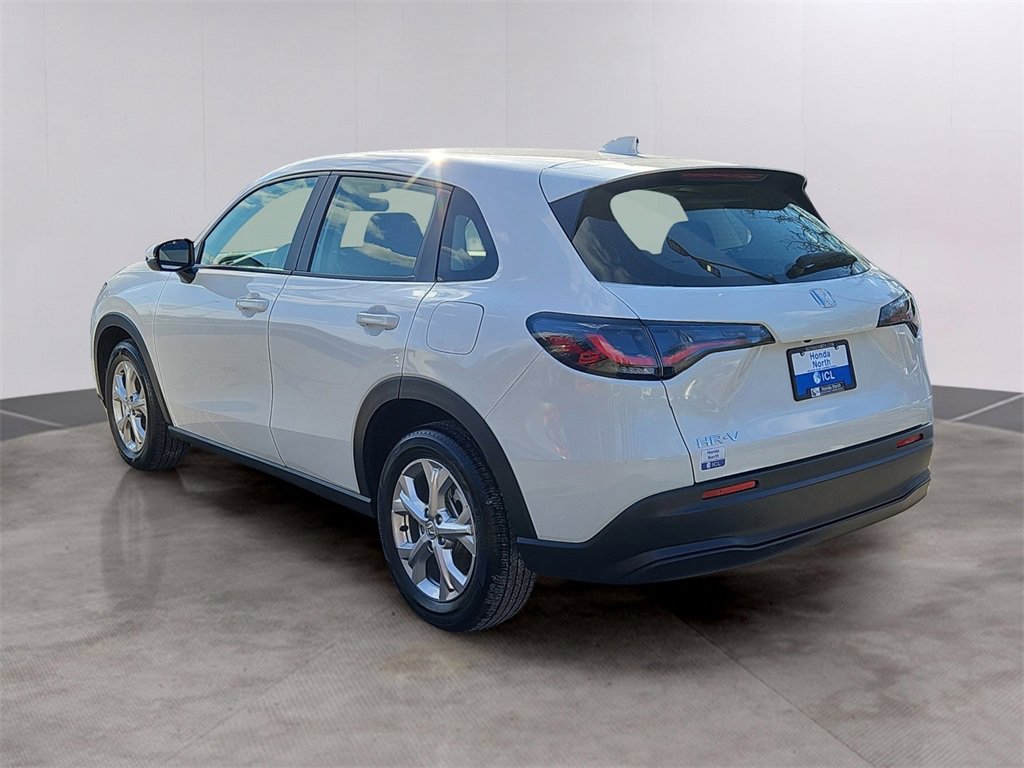 Certified 2025 Honda HR-V LX image 4