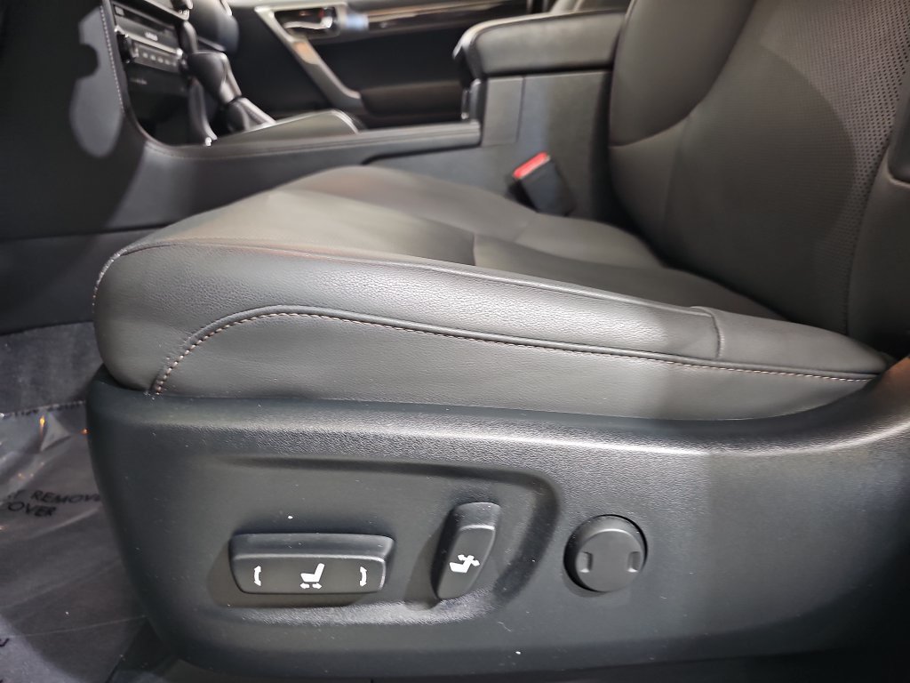 Certified 2023 Lexus GX 460 Premium w/ Premium Package AWD/4WD image 27