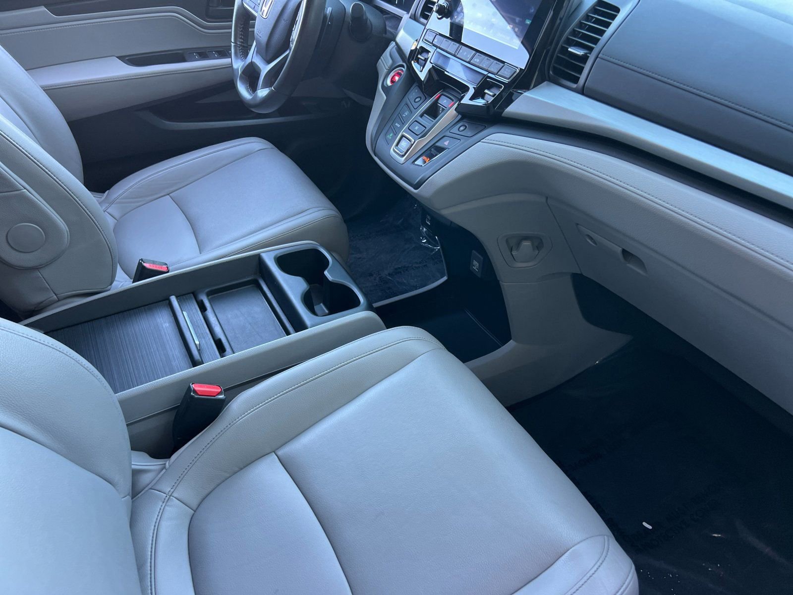 Used 2022 Honda Odyssey EX-L image 16