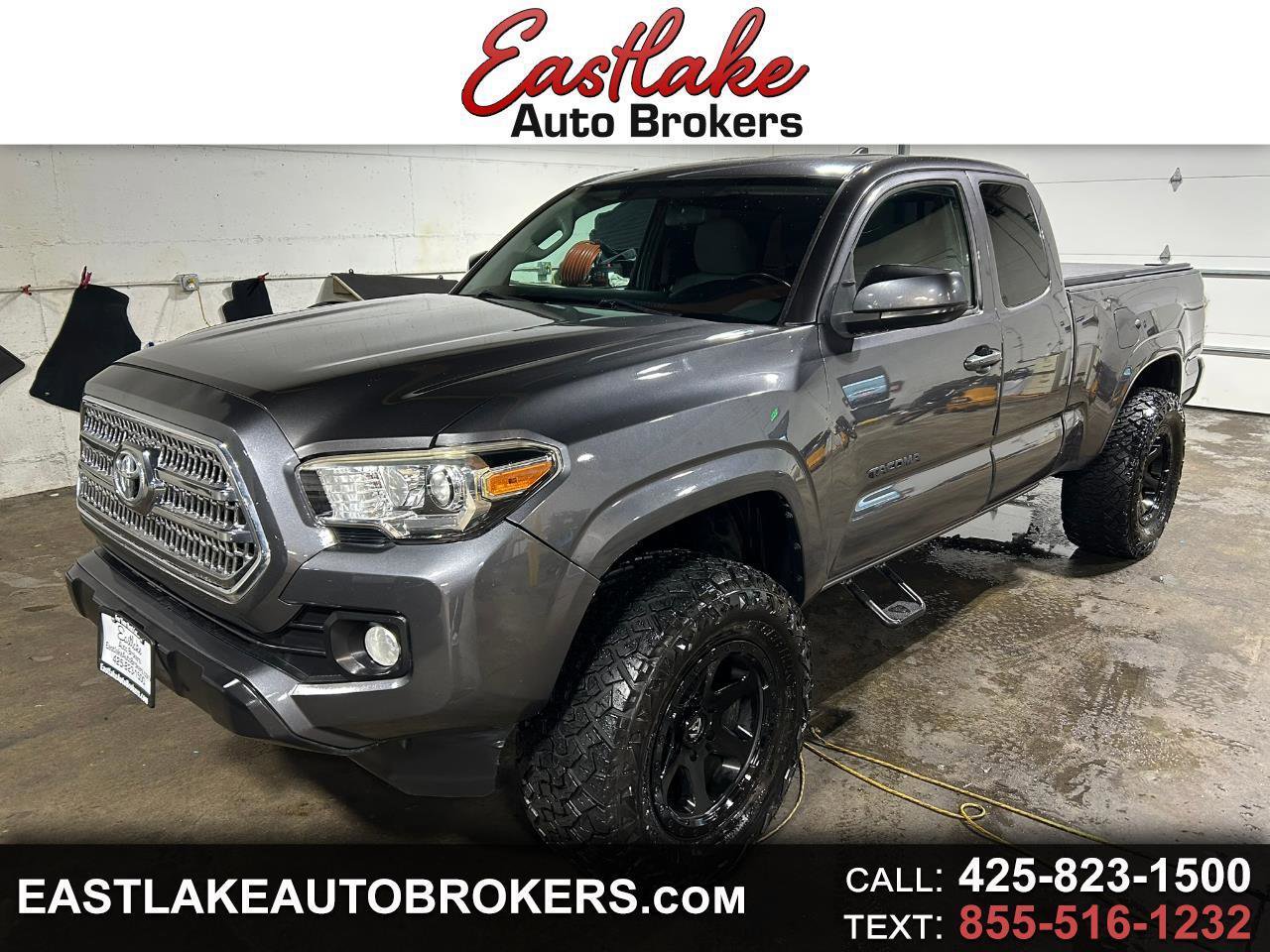 Used 2016 Toyota Tacoma SR5 AWD/4WD image 1