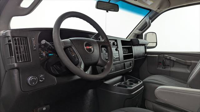 Used 2018 GMC Savana 2500 w/ Driver Convenience Package RWD image 19