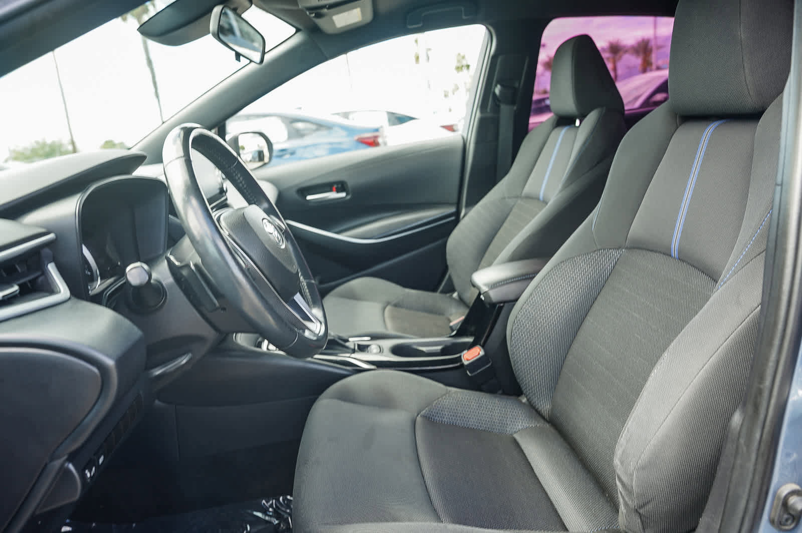 Used 2020 Toyota Corolla SE image 17