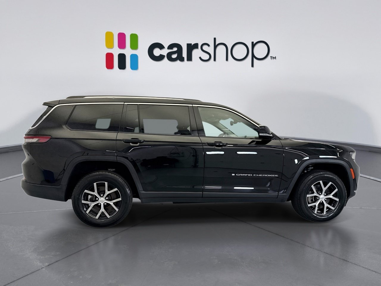 Used 2023 Jeep Grand Cherokee L Limited AWD/4WD image 6