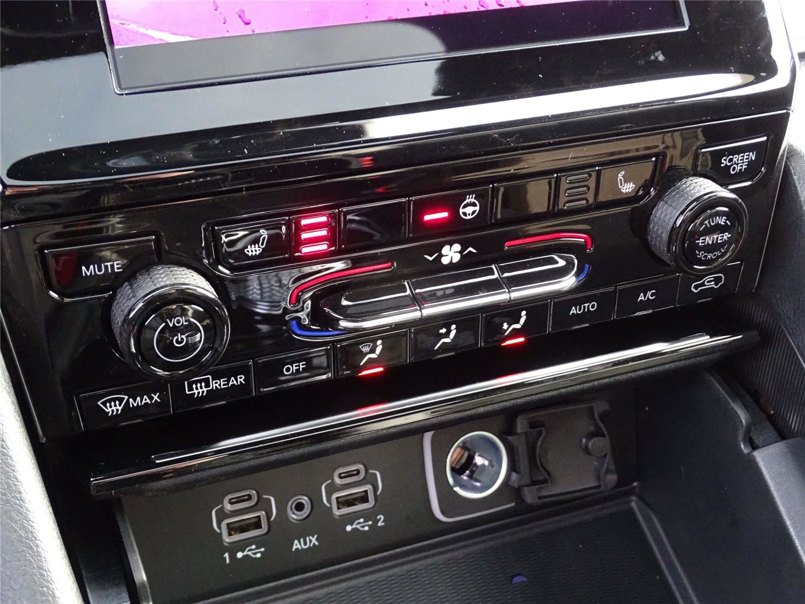 Used 2025 Jeep Grand Cherokee L Altitude image 33