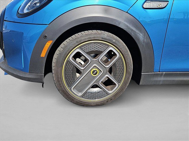 Used 2024 MINI Cooper SE FWD image 25
