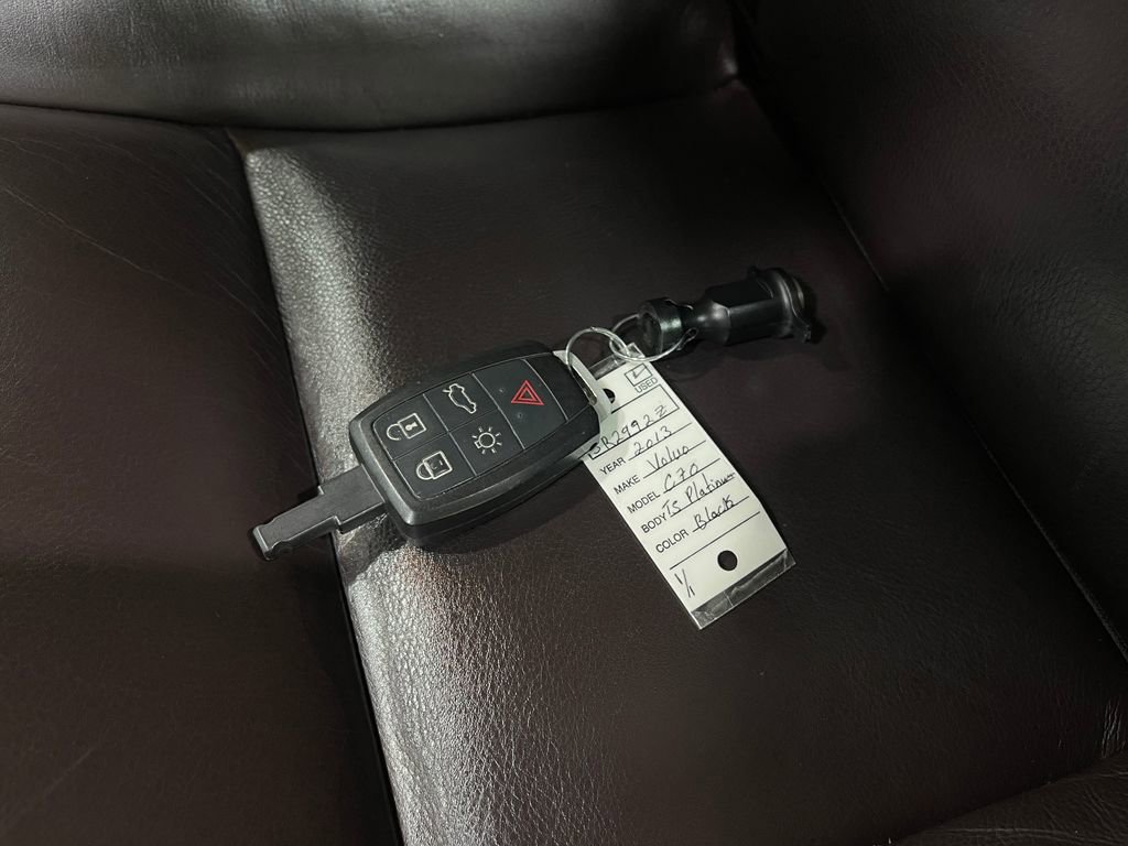 Used 2013 Volvo C70 T5 image 34