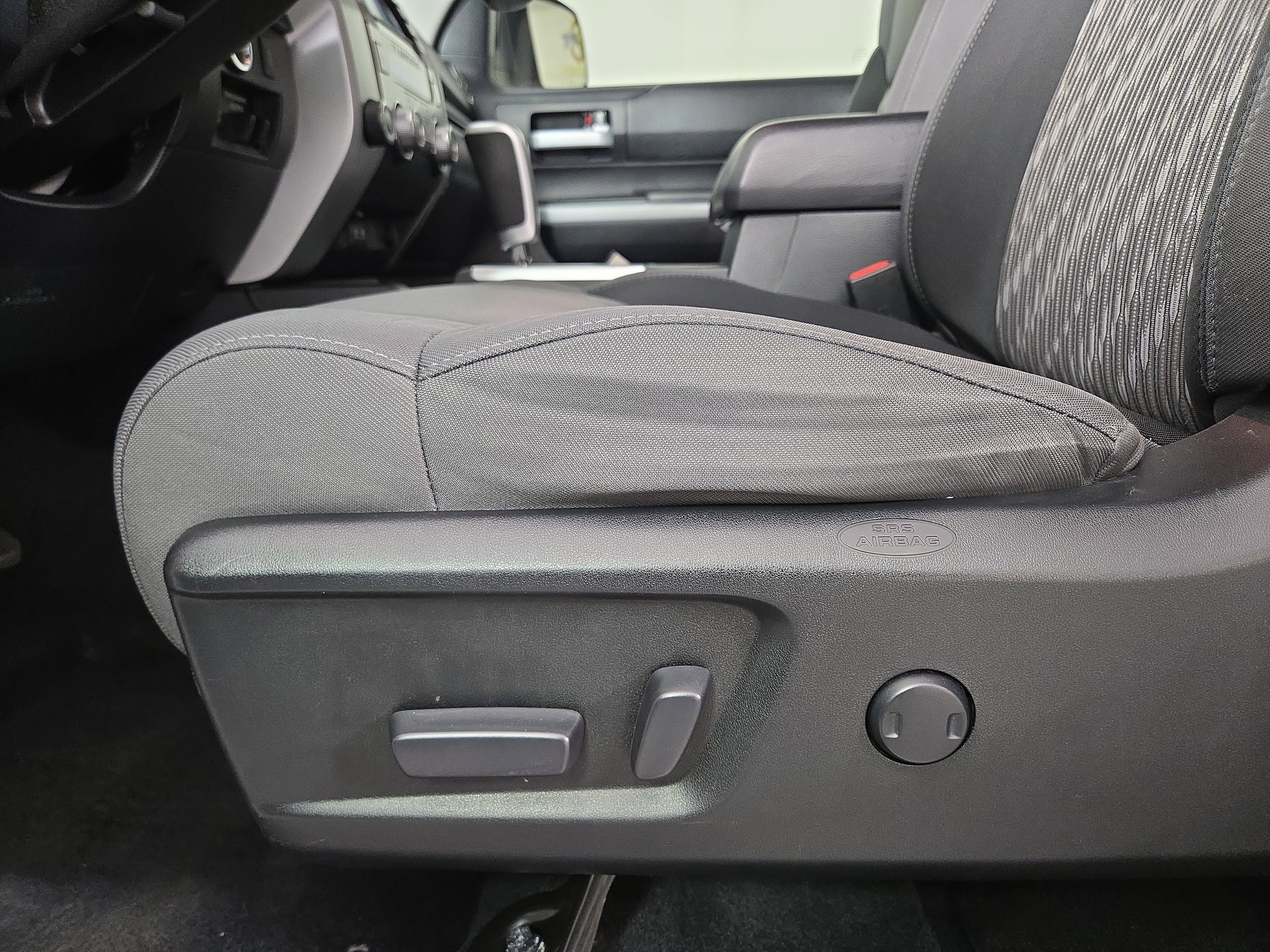 Used 2020 Toyota Tundra SR5 image 30