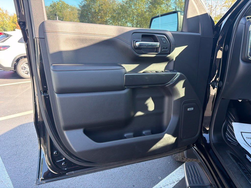 Used 2020 GMC Sierra 1500 AT4 w/ AT4 Premium Package AWD/4WD image 18