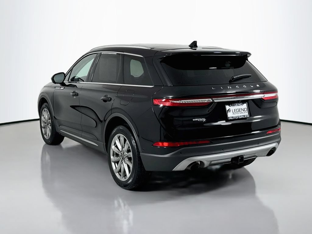 Used 2022 Lincoln Corsair AWD w/ Premium Package image 7