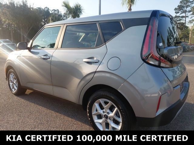 Certified 2025 Kia Soul LX image 7
