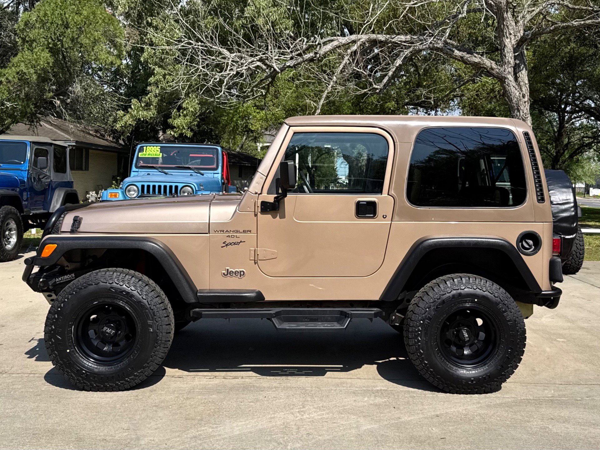 Used 2000 Jeep Wrangler Sport image 11