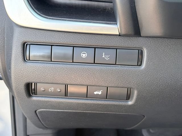 Used 2022 Nissan Rogue Platinum w/ Head-Up Display Package FWD image 25