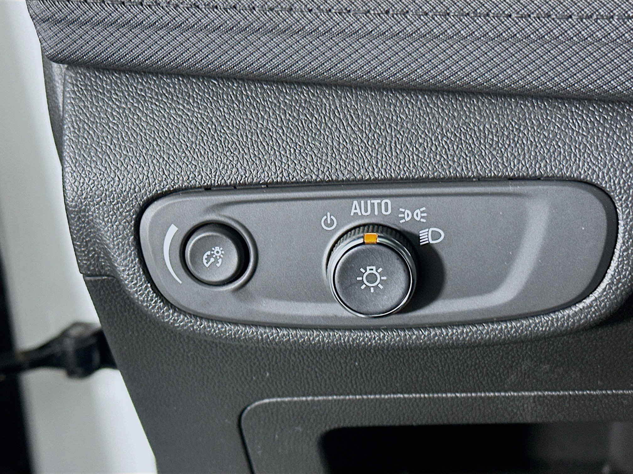 Used 2024 Chevrolet TrailBlazer LS image 17