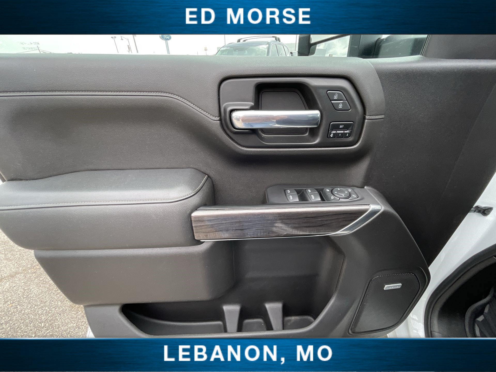 Used 2022 Chevrolet Silverado 1500 LTZ w/ Technology Package AWD/4WD image 20