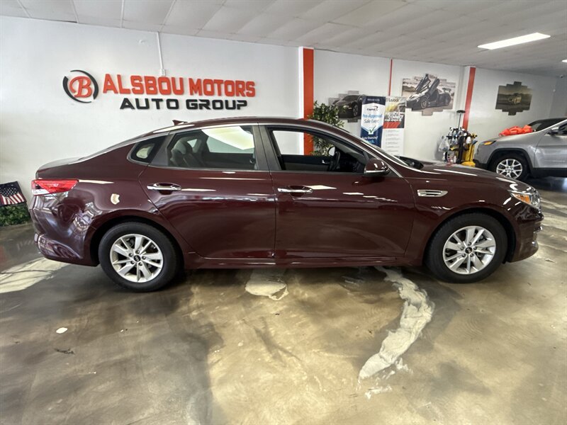 Used 2016 Kia Optima LX w/ LX Convenience Package FWD image 8