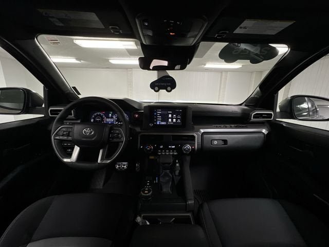 Used 2026 Toyota Tacoma TRD Sport w/ TRD Sport Upgrade Package AWD/4WD image 19