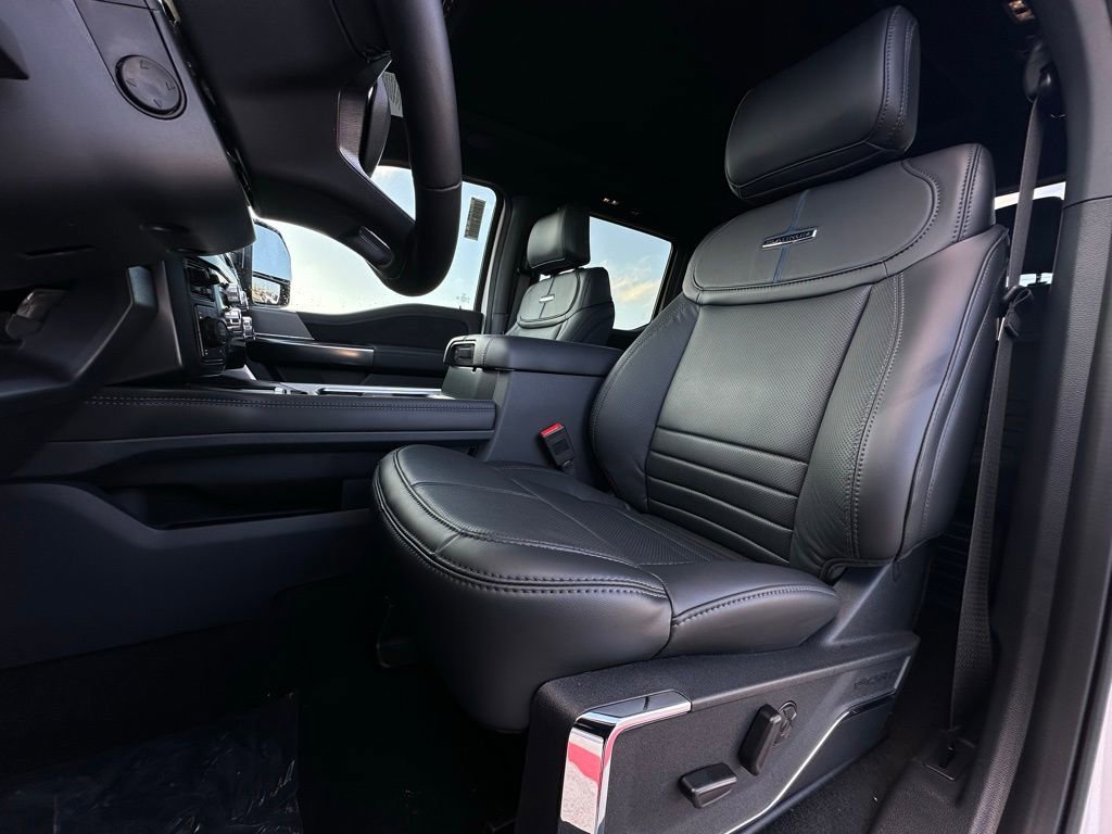 New 2026 Ford F350 Platinum w/ FX4 Off-Road Package AWD/4WD image 39