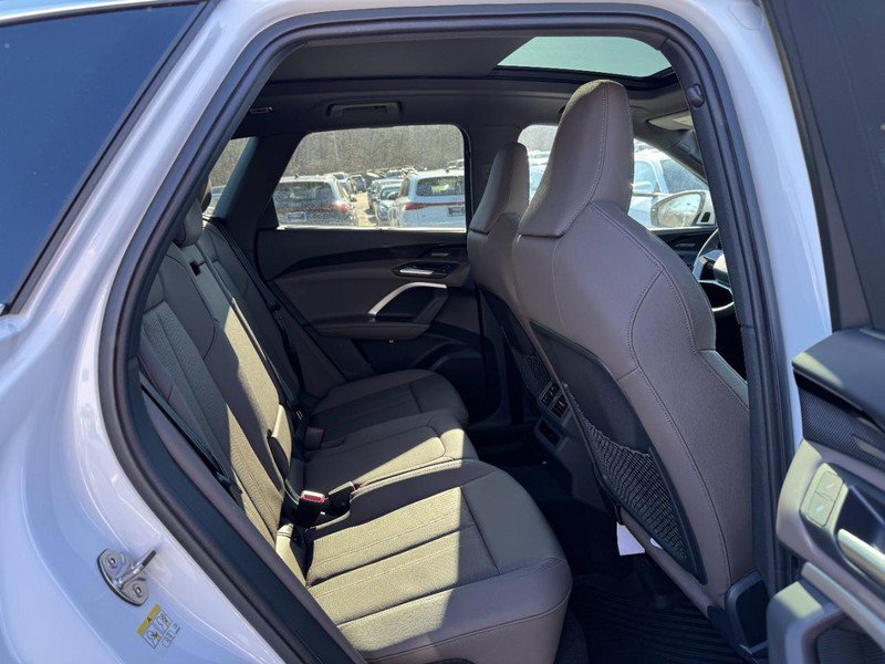 New 2025 Audi Q5 Premium Plus image 7