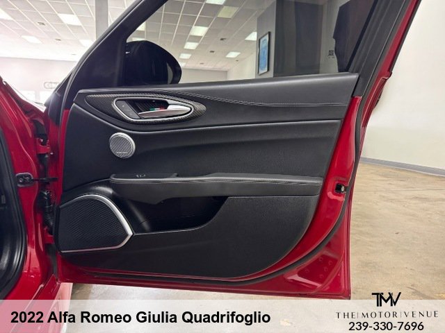 Used 2022 Alfa Romeo Giulia Quadrifoglio w/ Active Assist Plus Package image 33