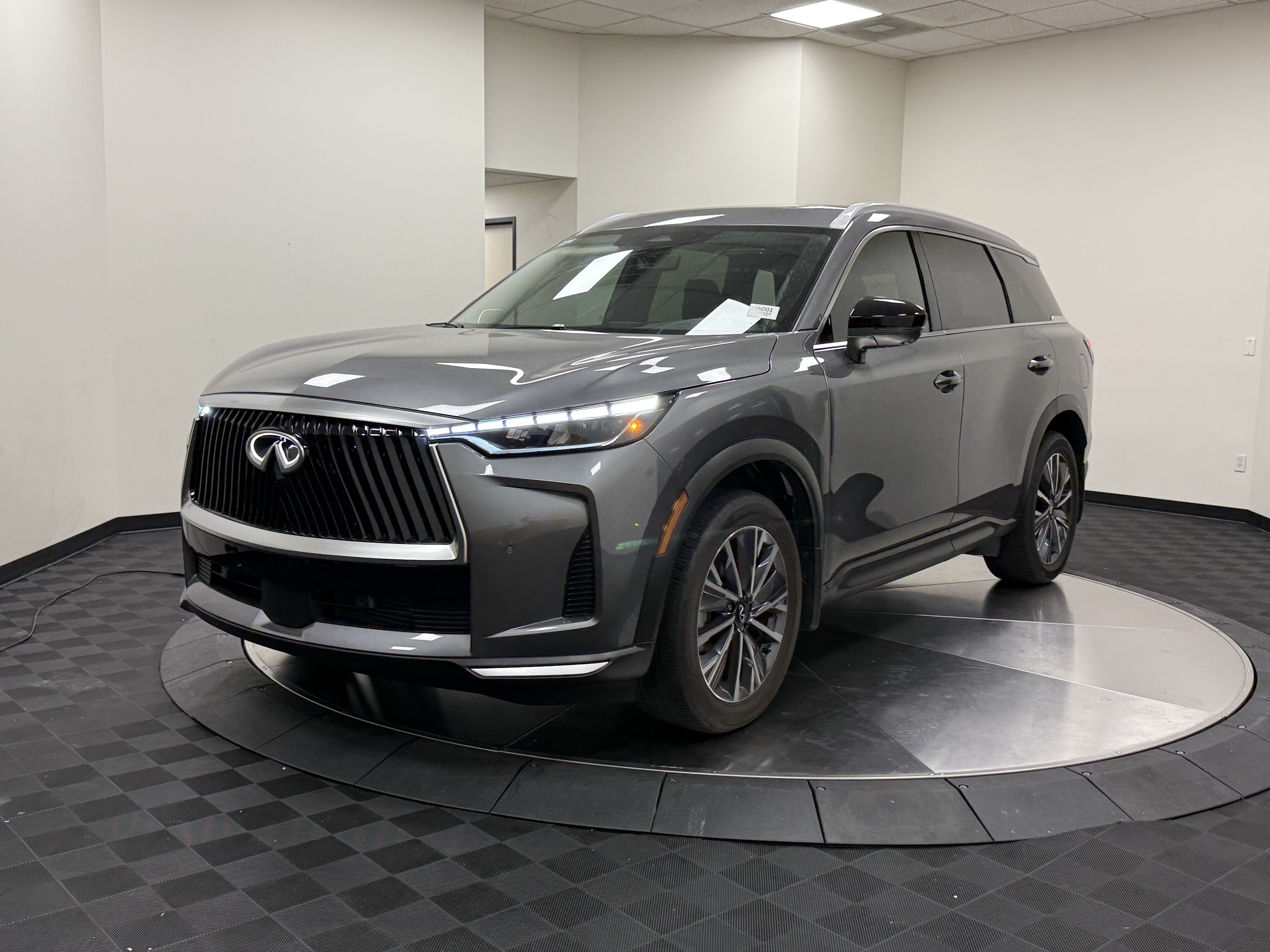 Certified 2027 INFINITI QX60 Luxe w/ Cargo Package FWD image 3