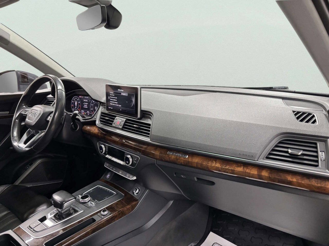 Used 2018 Audi Q5 2.0T Premium Plus w/ Premium Plus Package image 24