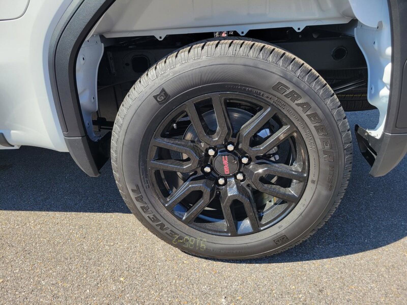 New 2026 GMC Sierra 1500 Pro w/ Graphite Edition image 7