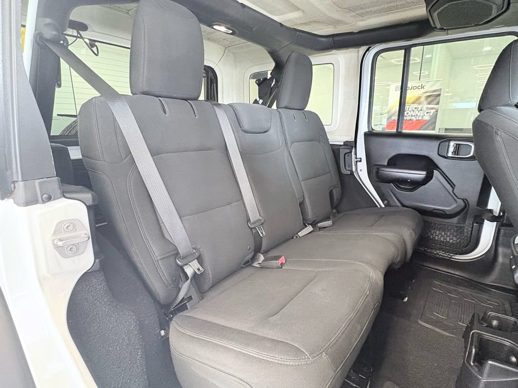 Used 2018 Jeep Wrangler Unlimited Sport S AWD/4WD image 24
