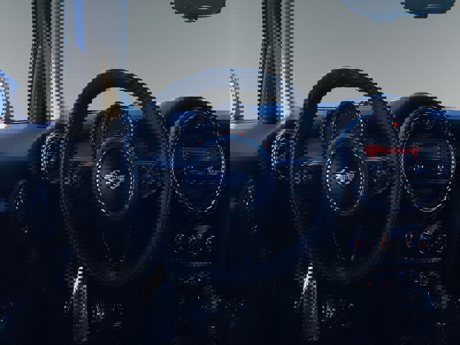 Used 2016 MINI Cooper 4-Door Hardtop image 12