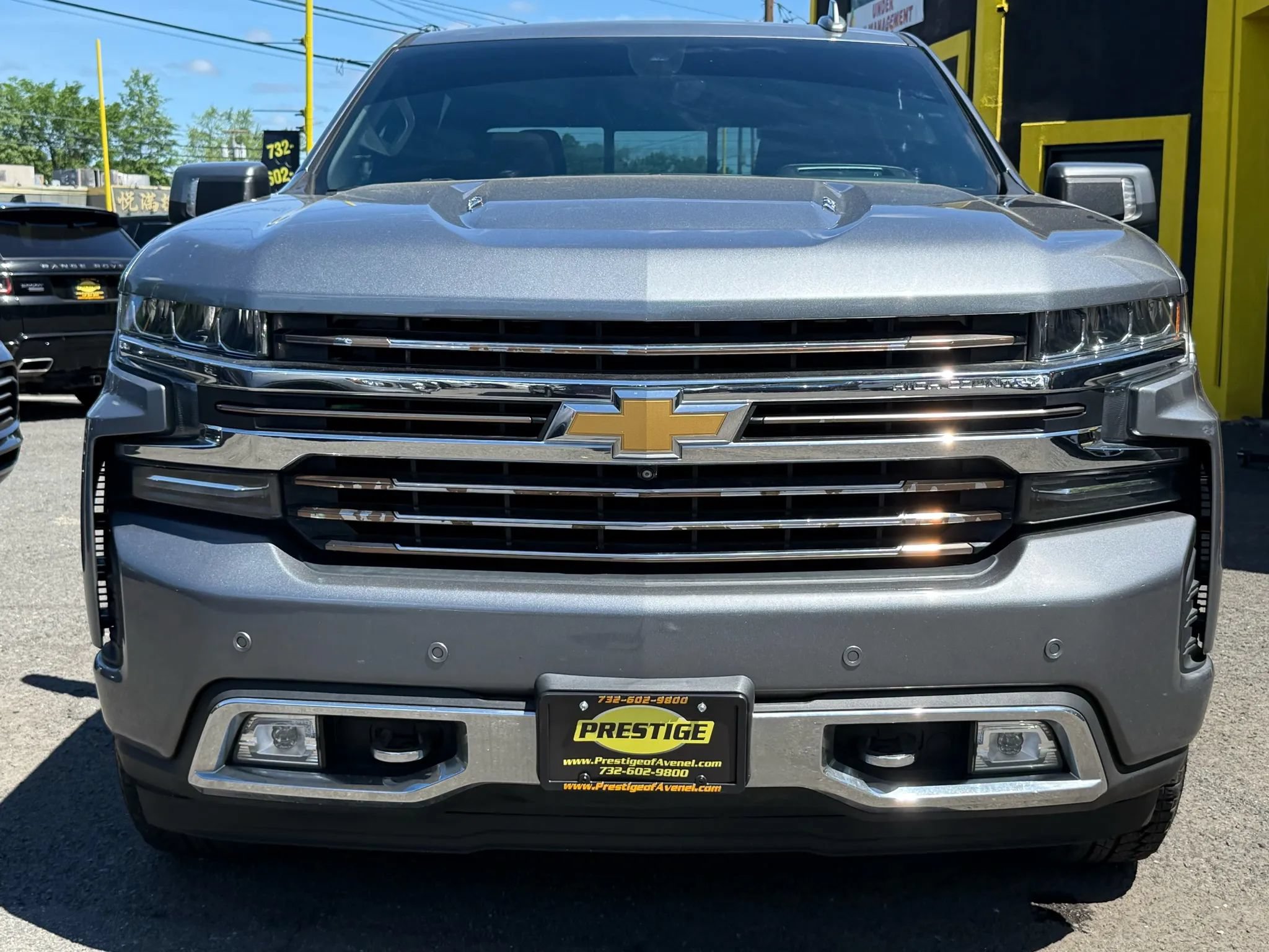 Used 2019 Chevrolet Silverado 1500 High Country w/ Technology Package AWD/4WD image 41