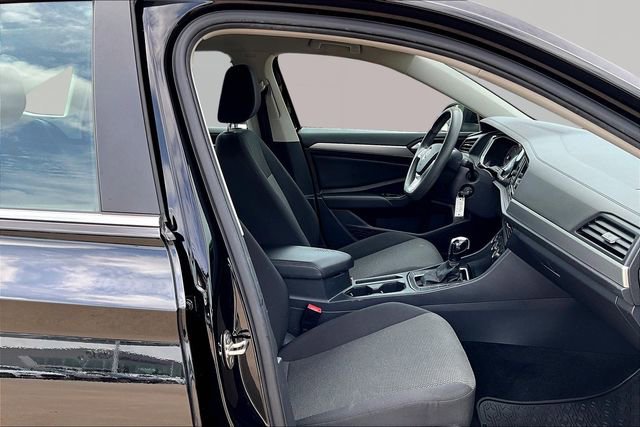 Used 2021 Volkswagen Jetta S image 7