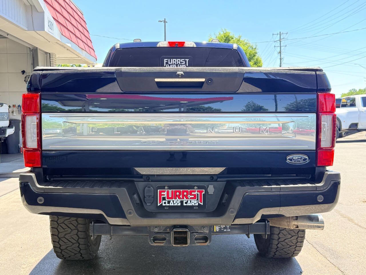 Used 2022 Ford F350 Platinum AWD/4WD image 4