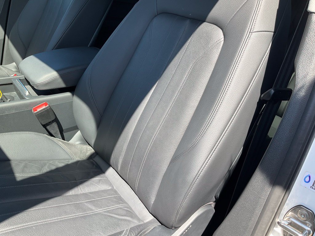 Used 2020 Audi Q5 e Premium w/ Convenience Package AWD/4WD image 18