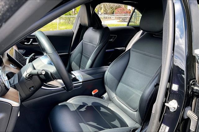 Used 2022 Mercedes-Benz C 300 Sedan image 18