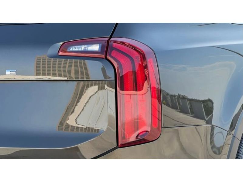 Used 2022 Kia Telluride S image 59