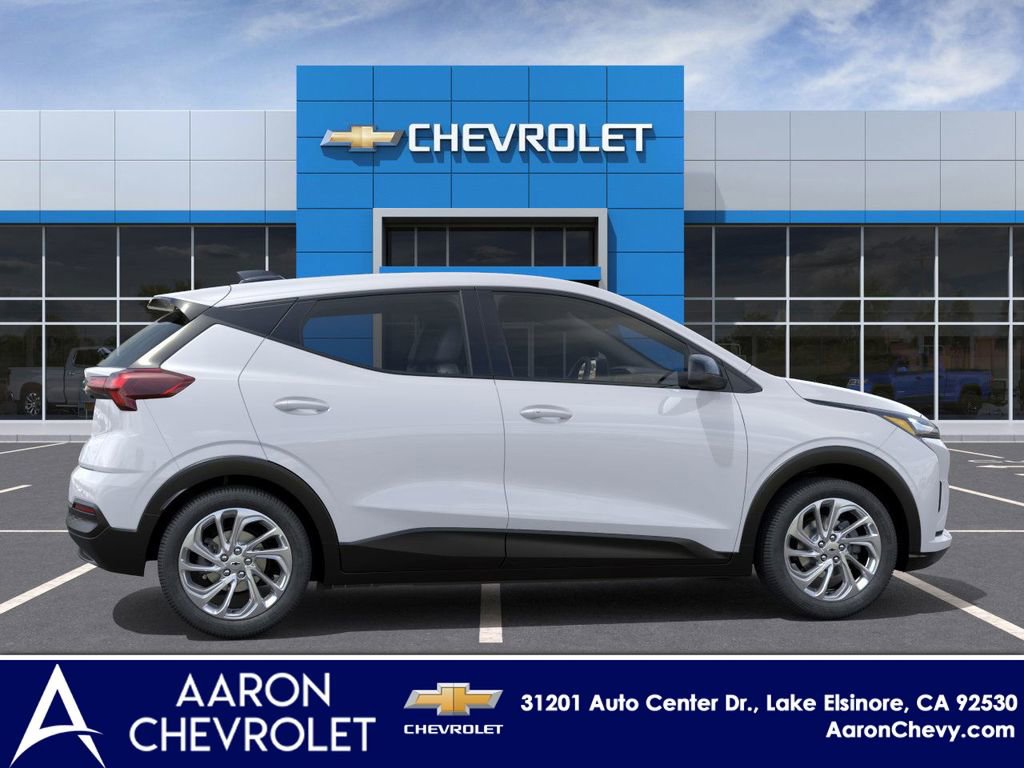 New 2027 Chevrolet Bolt LT image 5