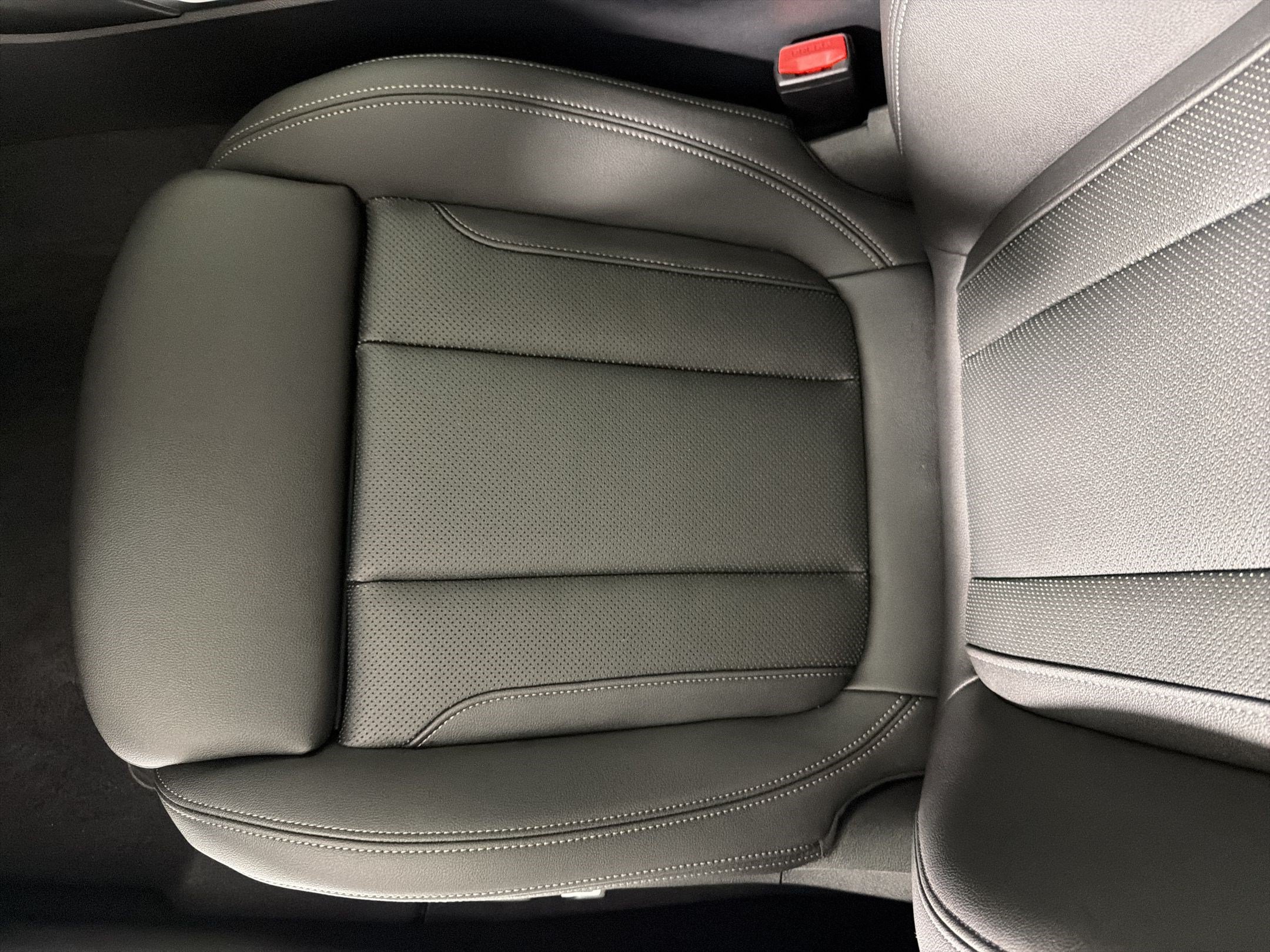 New 2026 BMW i4 eDrive40 RWD image 24