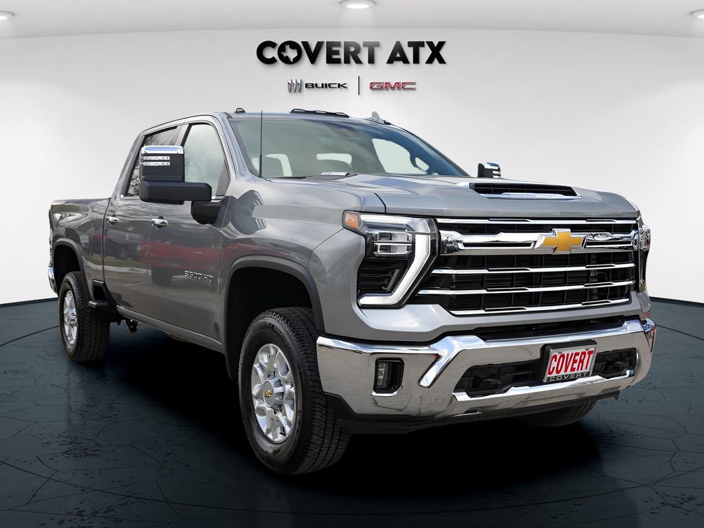 Used 2025 Chevrolet Silverado 3500 LTZ AWD/4WD image 9