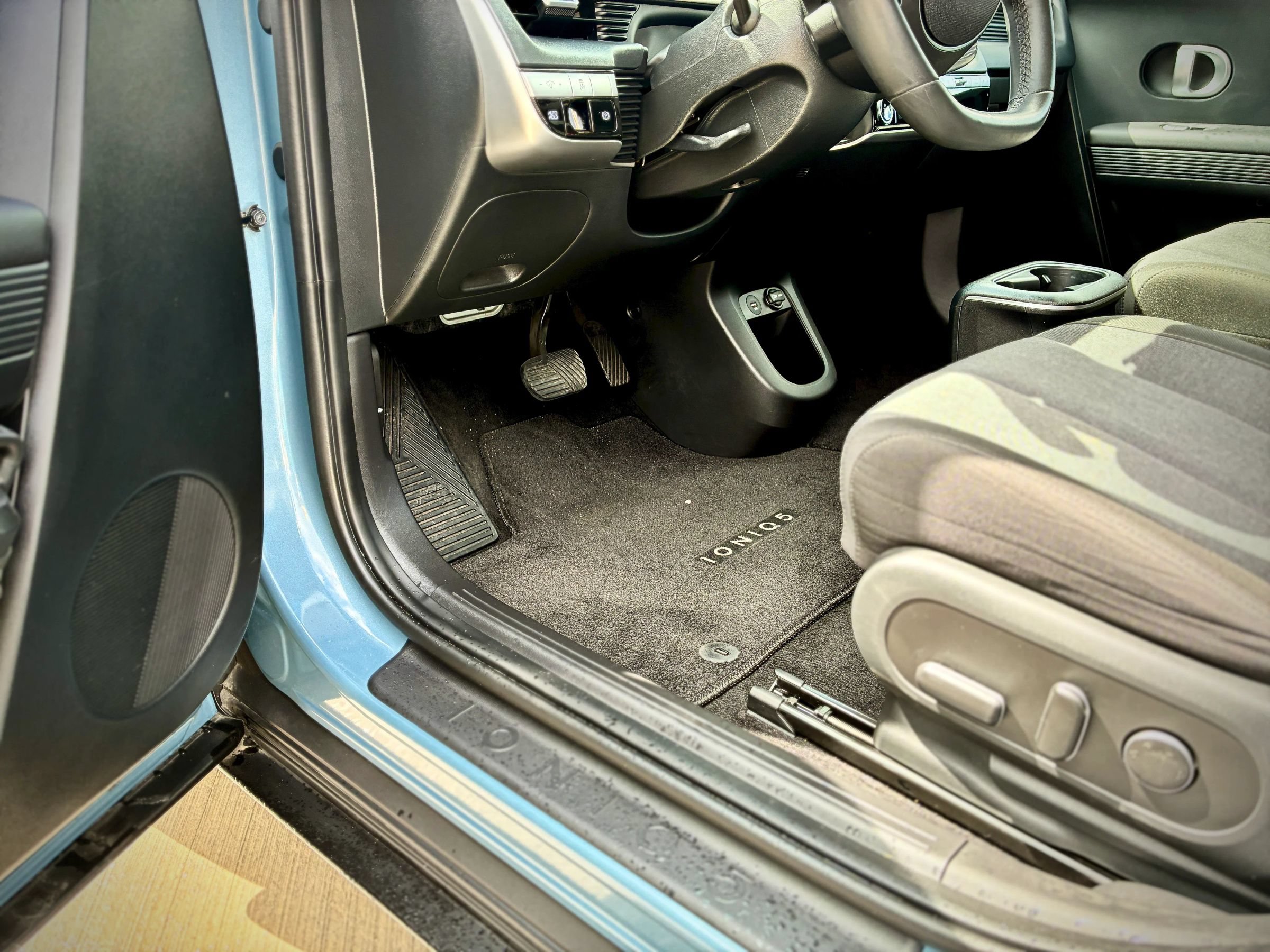 Used 2024 Hyundai Ioniq 5 SE RWD image 20