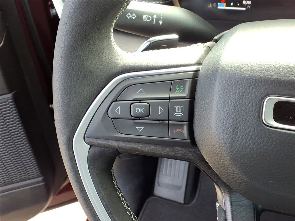 New 2026 Jeep Grand Cherokee Altitude image 22