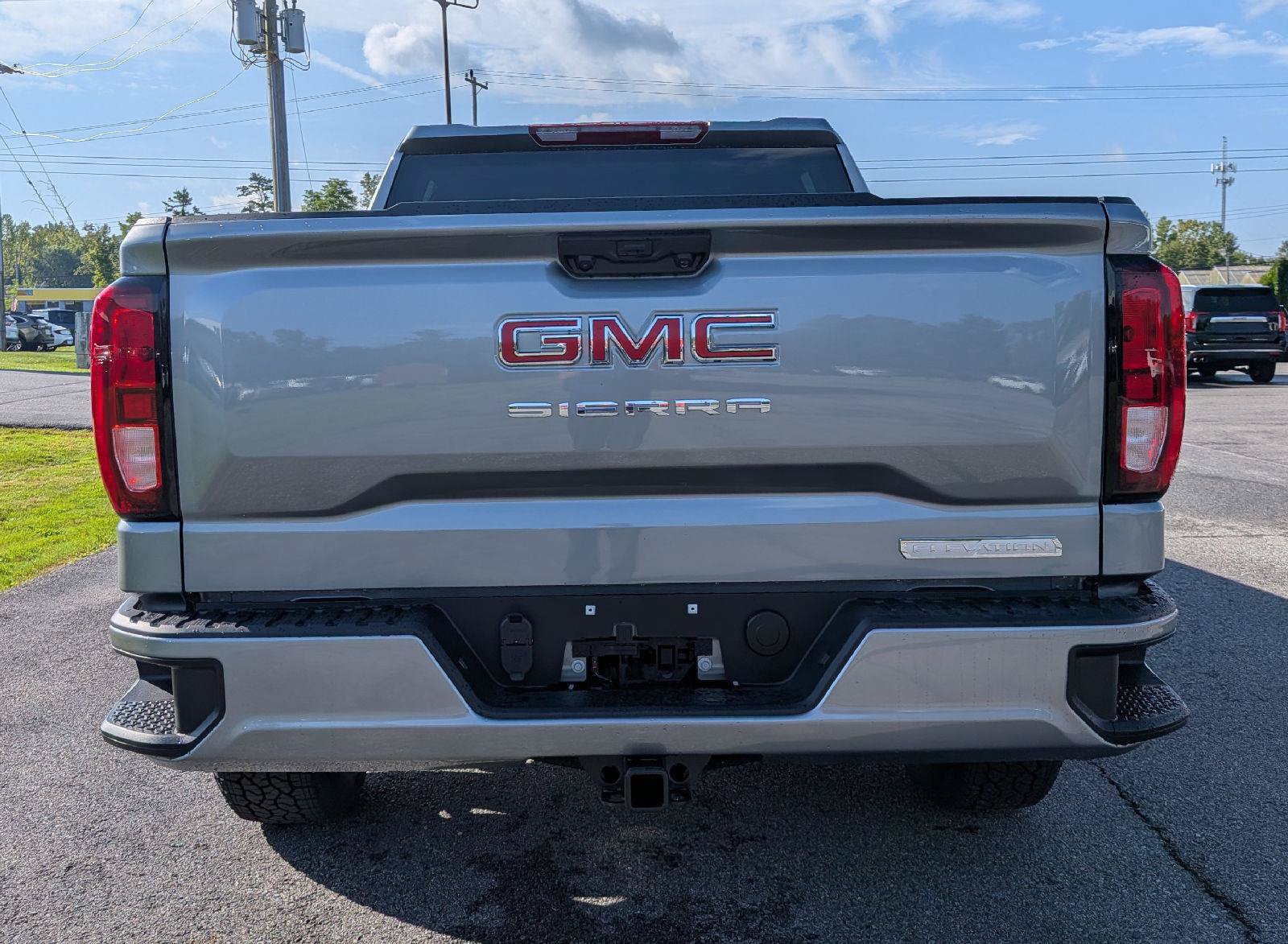 New 2026 GMC Sierra 1500 Elevation AWD/4WD image 9