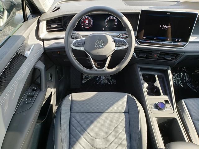New 2026 Volkswagen Tiguan SE image 10