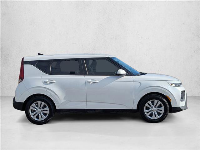 Used 2021 Kia Soul LX image 3